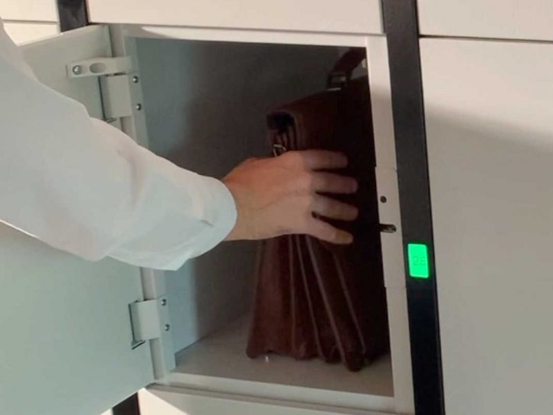 checkSpot Locker